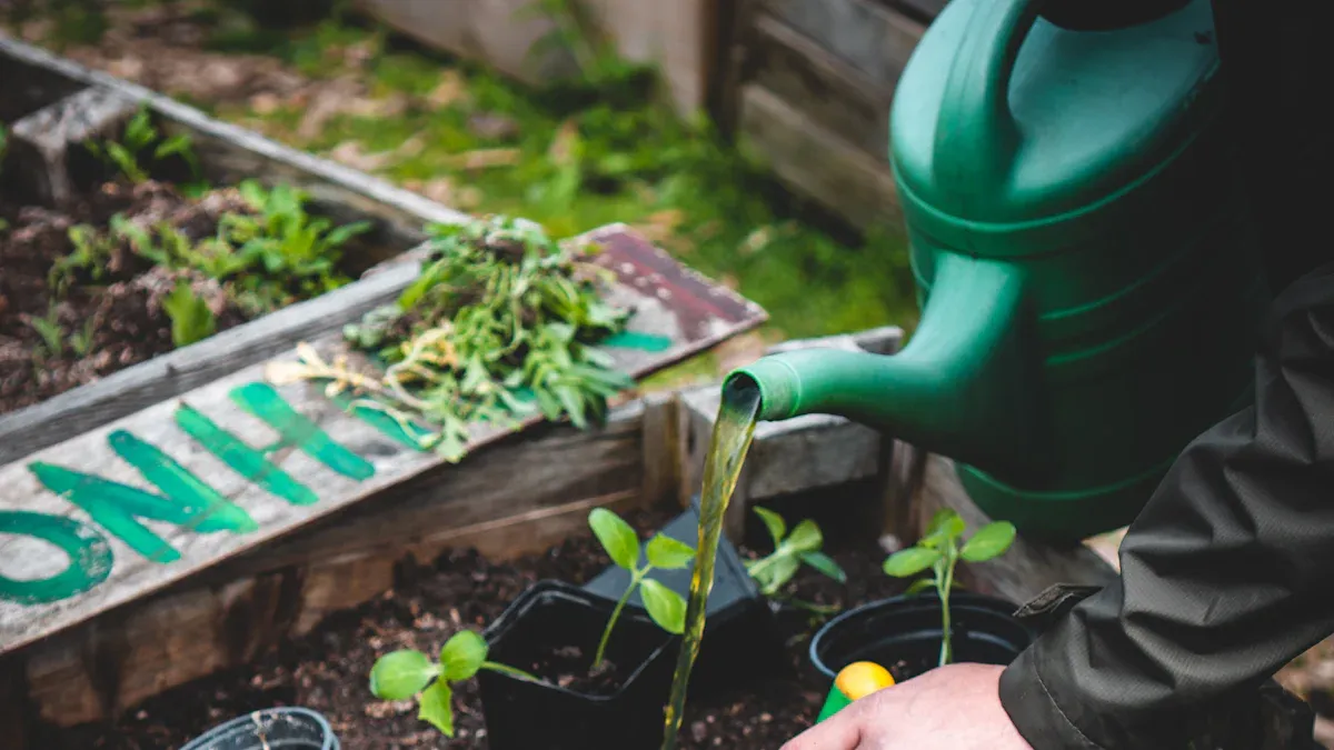 Natural vs. Synthetic Fibers for Plant Support: Which Is Best for Your Garden?